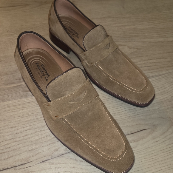 Vintage Foundry Other - Suede loafers